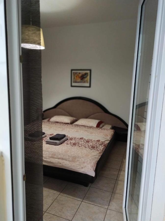 Apartment And Cosy House 2